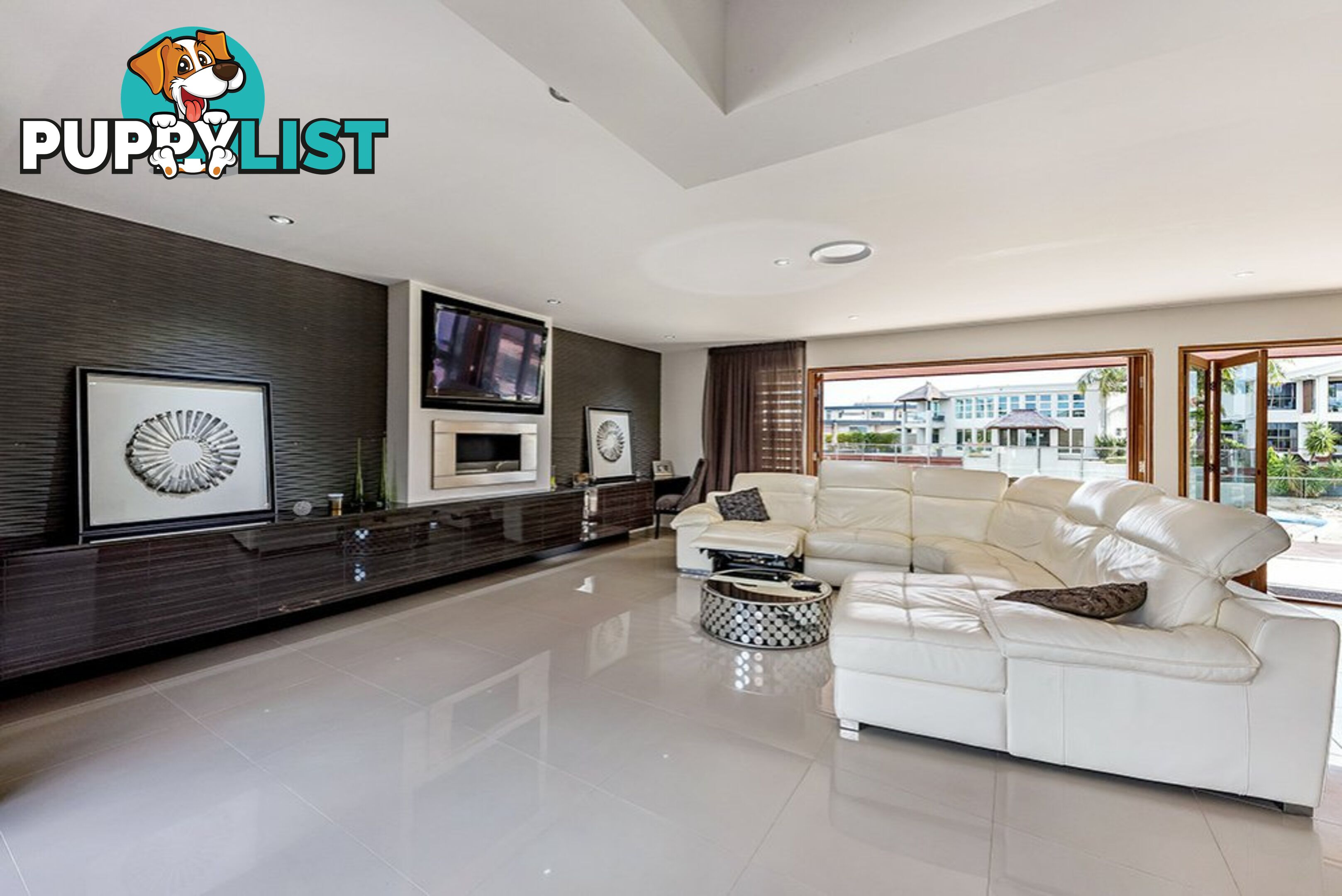 146 Monaco Street BROADBEACH WATERS QLD 4218