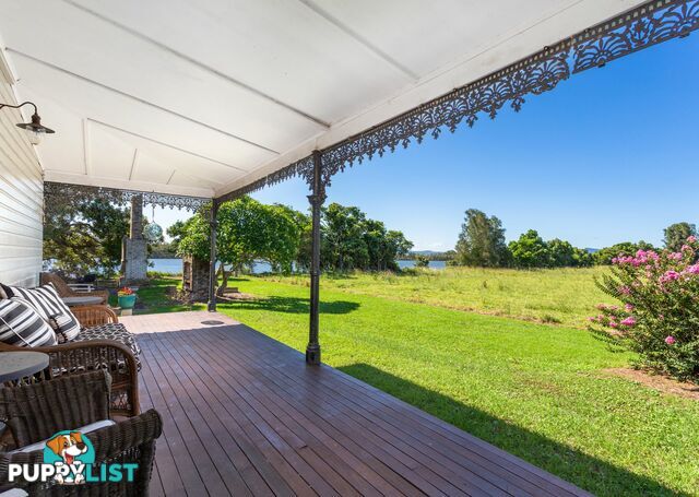 24 Leslies Lane MITCHELLS ISLAND NSW 2430