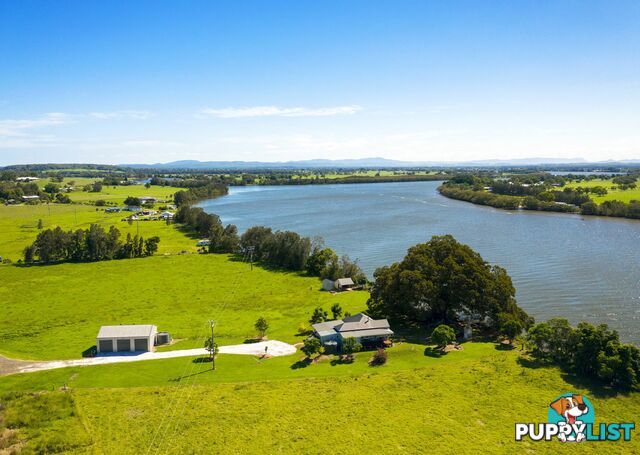 24 Leslies Lane MITCHELLS ISLAND NSW 2430