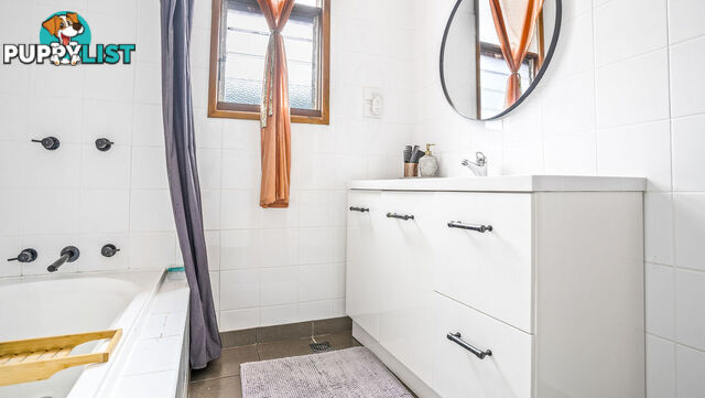 15 McPherson Street WINGHAM NSW 2429
