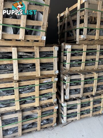 72 sqm Stacked Stone Tiles with capping Pieces - 8 crates (includes 2 crates of capping pieces)