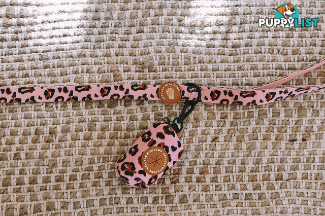 Designer Poop Bag Holder by Explore with Paws - EWPPOOCRO