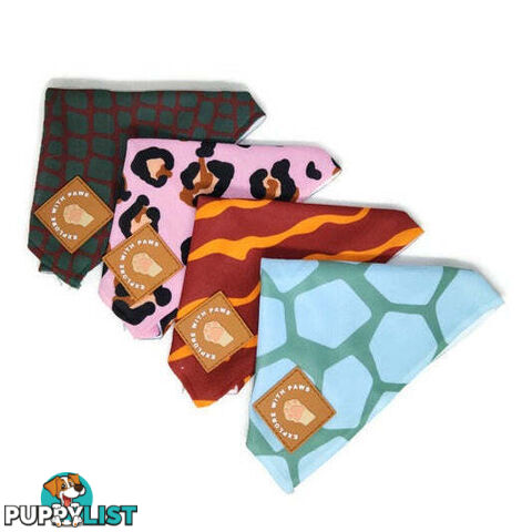 Designer Dog Bandana's by Explore with Paws - EWPBANMPNK