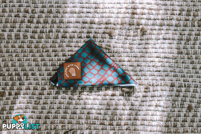 Designer Dog Bandana's by Explore with Paws - EWPBANMPNK