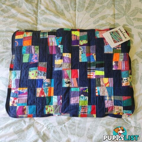 Eco-Friendly Cover - Hand Made Pet Bed - Fhurbeds - FBCXS116