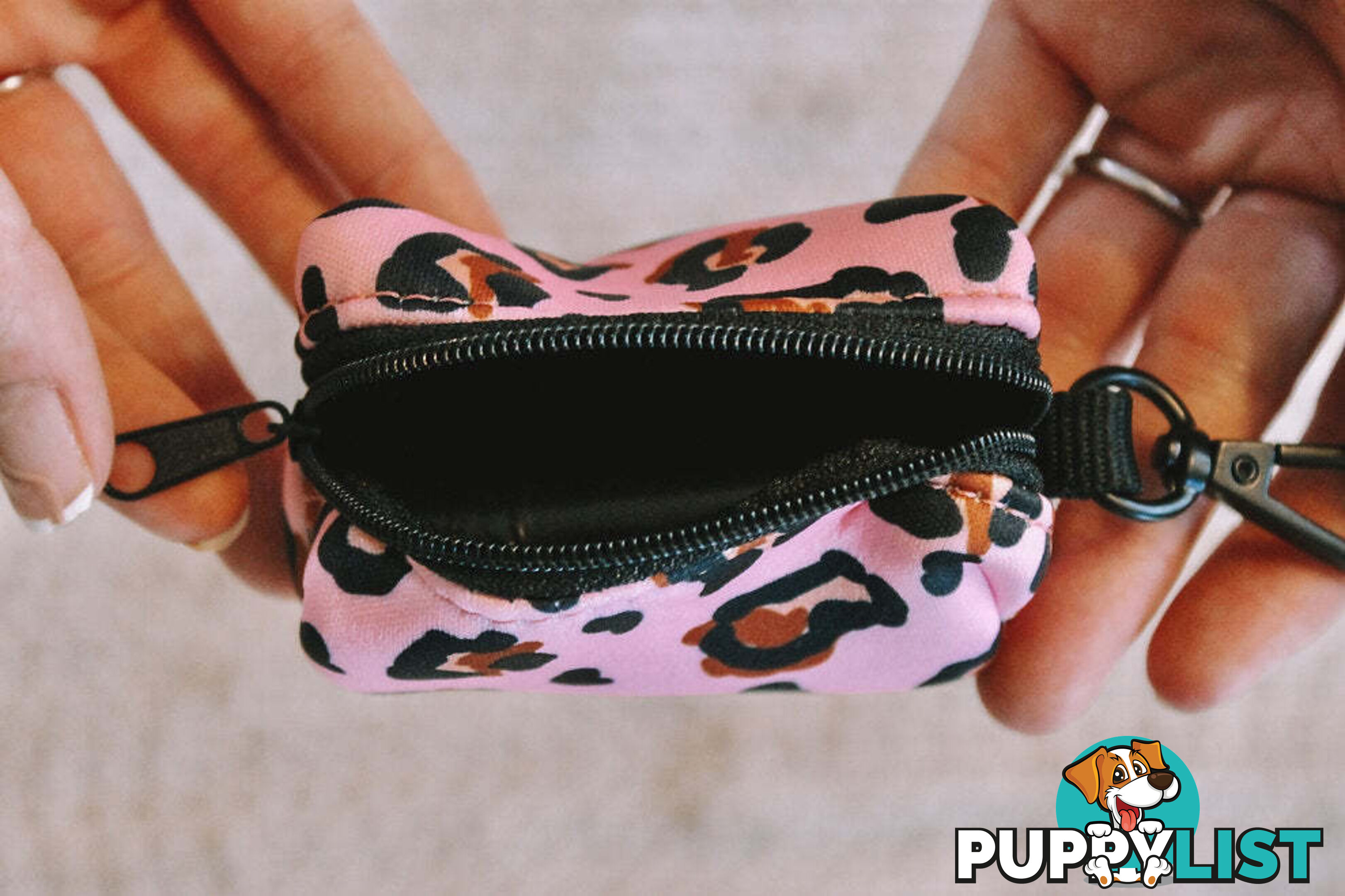 Designer Poop Bag Holder by Explore with Paws - EWPPOOTUR