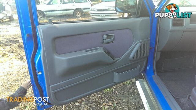 2000 Holden Rodeo TF Dualcab Auto 3.2L V6 LEFT FRONT DOOR TRIM