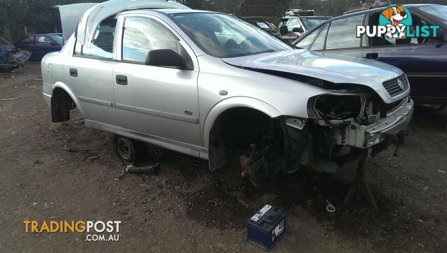 2000 Holden Astra TS 4Dr Sedan Auto 1.8 petrol LEFT GUARD