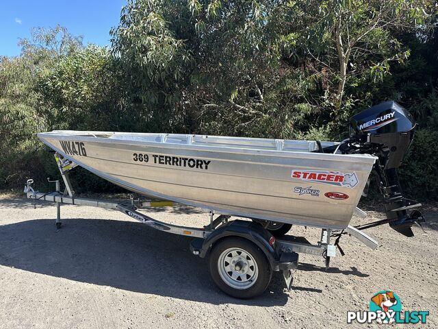 Stacer 369 Territory Striker (Roof topper)