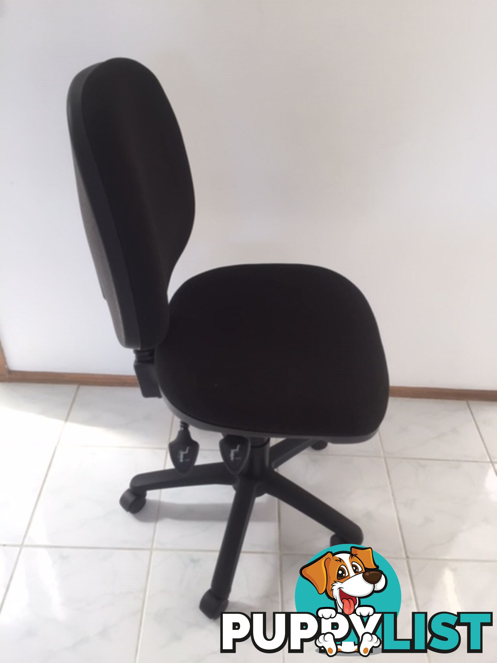 Secondhand Fully Ergonomic Office Chairs