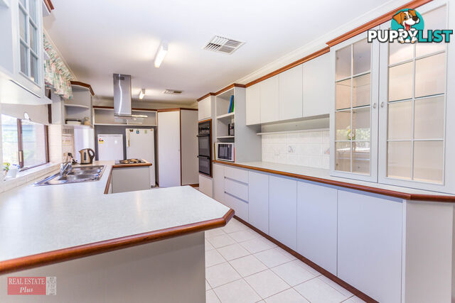 7 Victoria Road WEST SWAN WA 6055