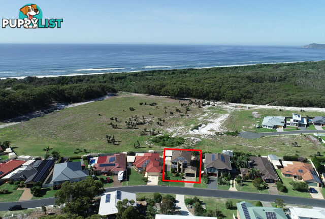 12 Prince of  Wales Drive DUNBOGAN NSW 2443