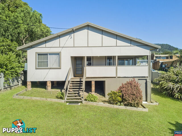 8 Lake Street LAURIETON NSW 2443