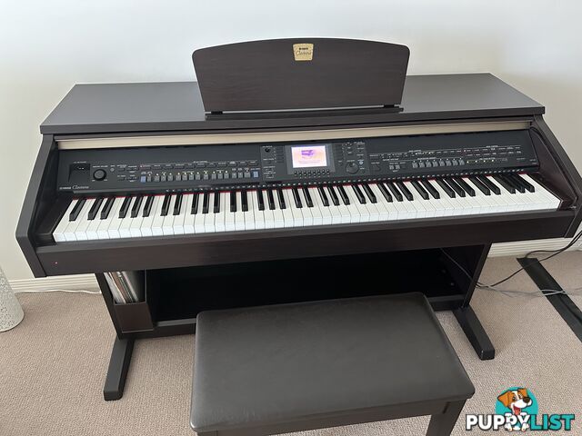 Piano Yamaha Clavinova