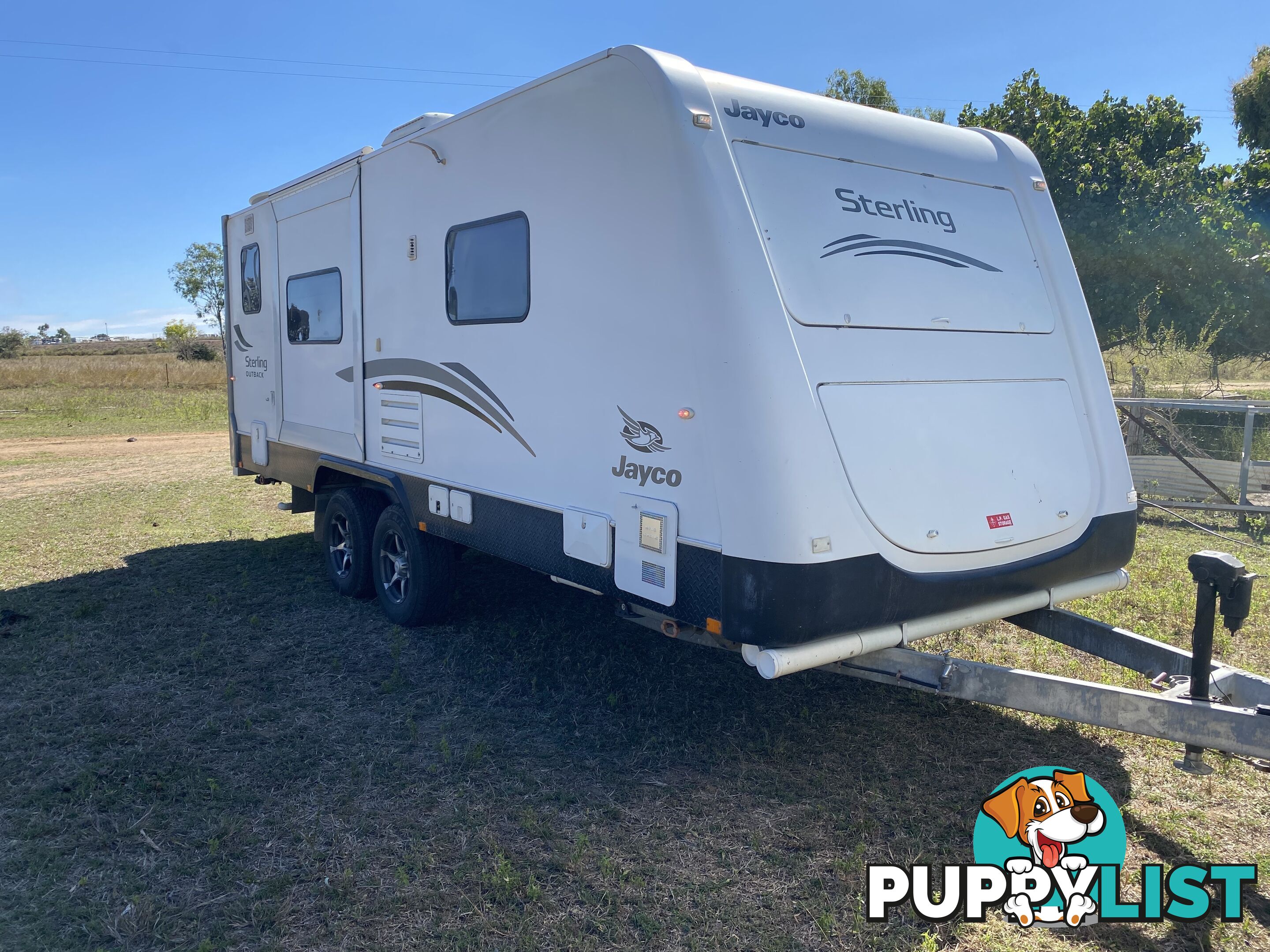 2012 Jayco Sterling Outback.   Located Charters Towers Qld