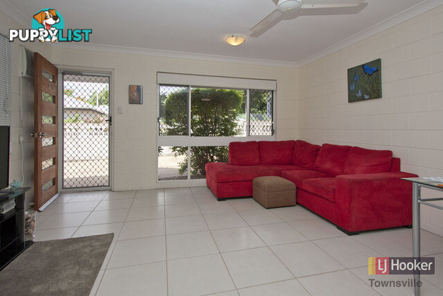 2/49 Camp Street MUNDINGBURRA QLD 4812