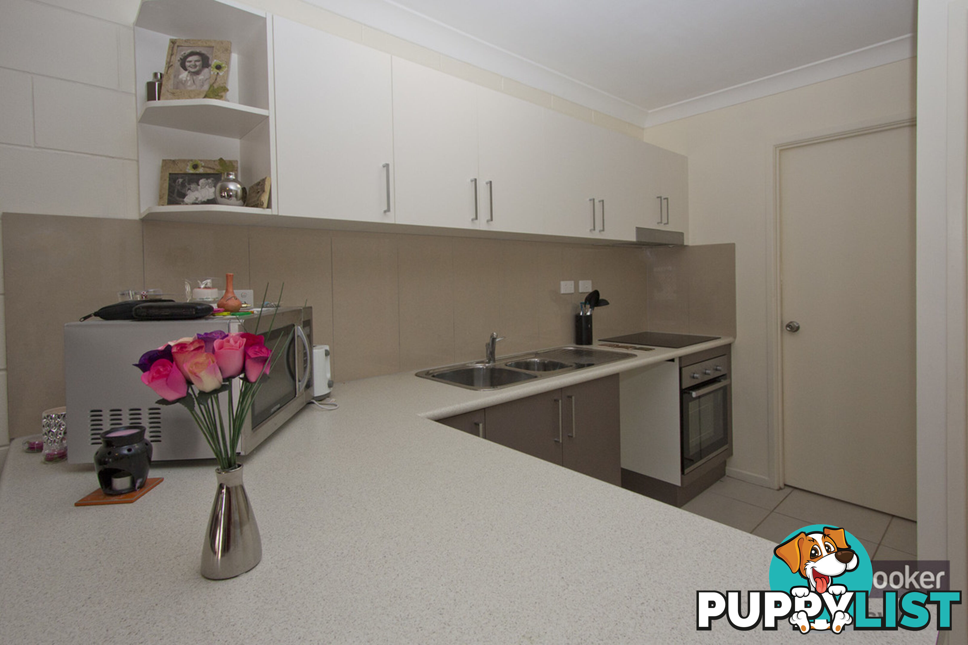 2/49 Camp Street MUNDINGBURRA QLD 4812