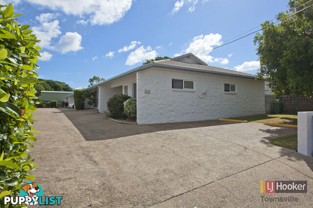 2/49 Camp Street MUNDINGBURRA QLD 4812