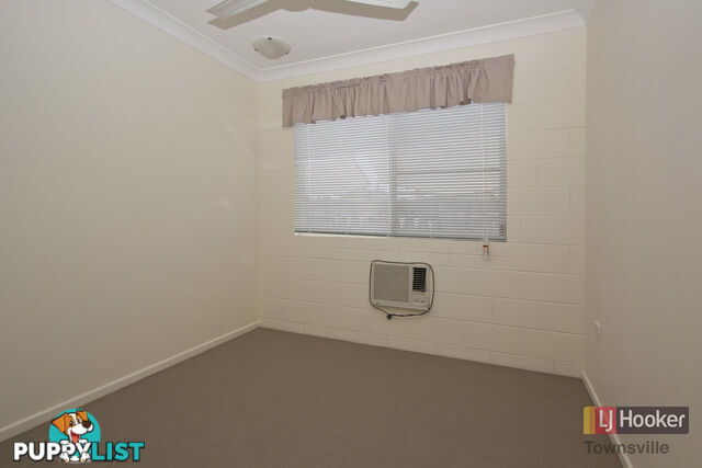 2/49 Camp Street MUNDINGBURRA QLD 4812