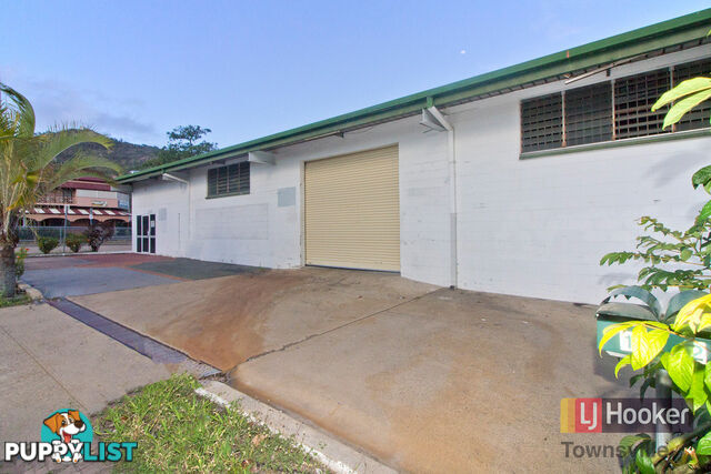 1/70 Ingham Road WEST END QLD 4810