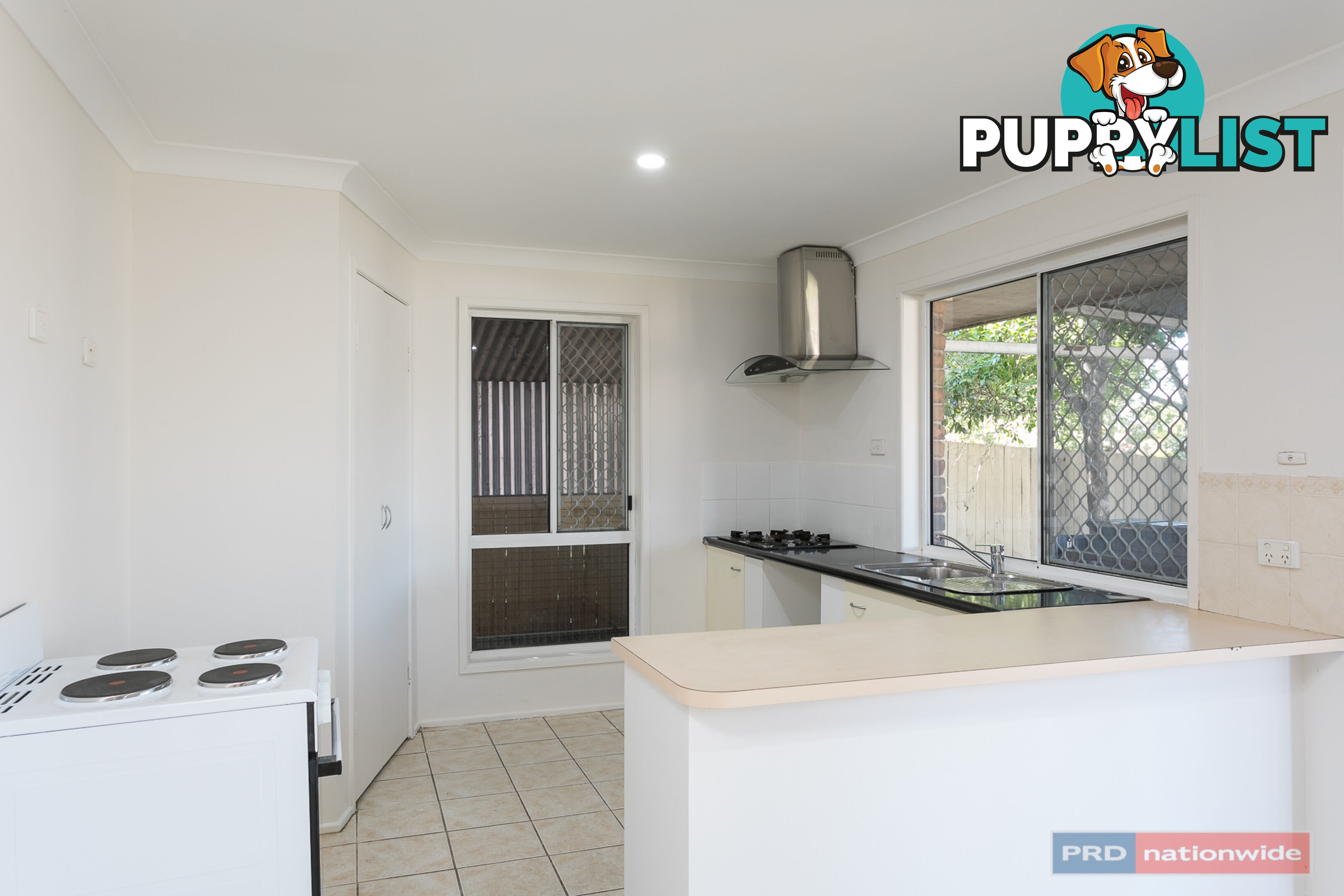 22 Allspice Street CRESTMEAD QLD 4132