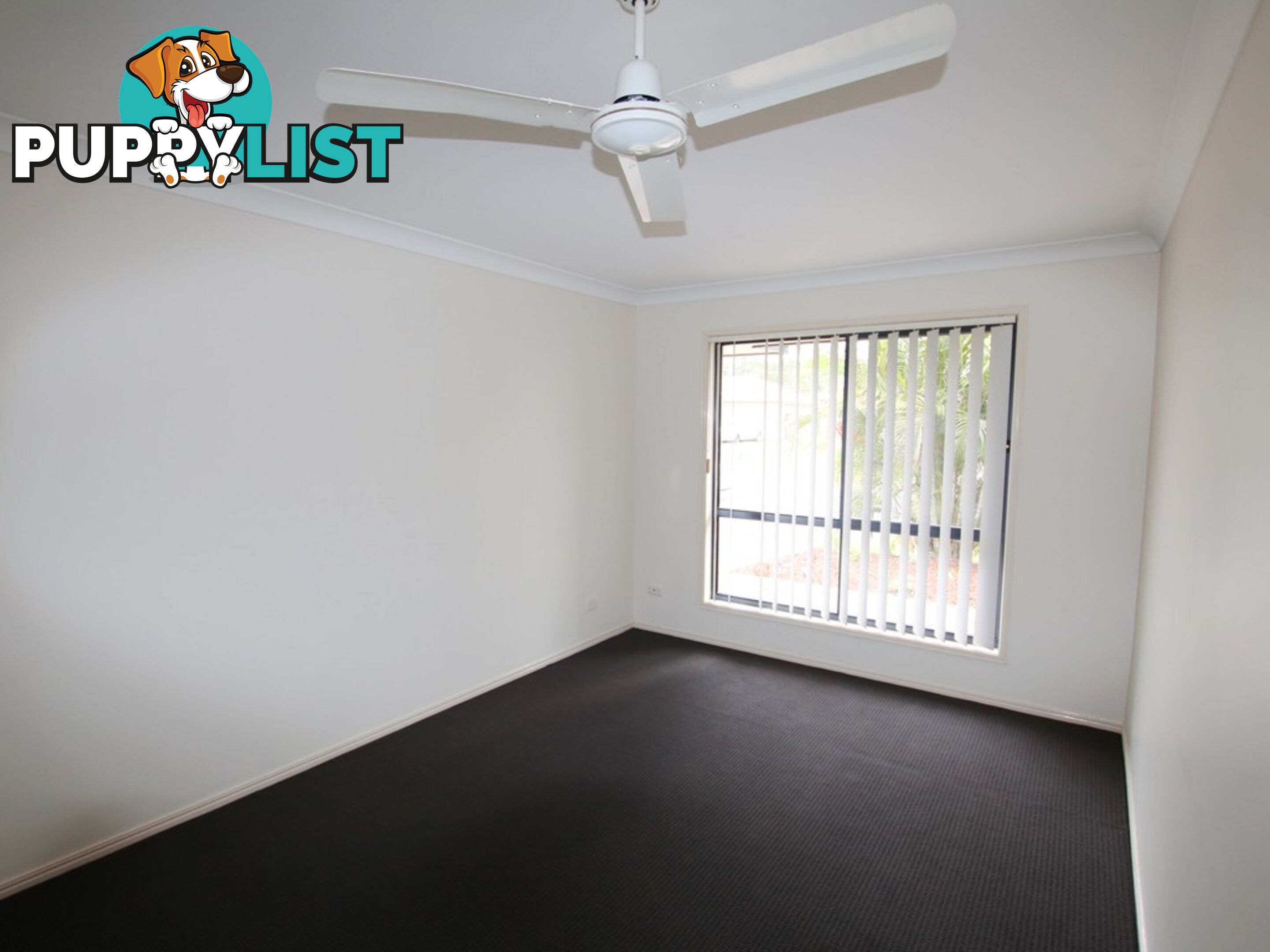 54 Lockyer Place CRESTMEAD QLD 4132