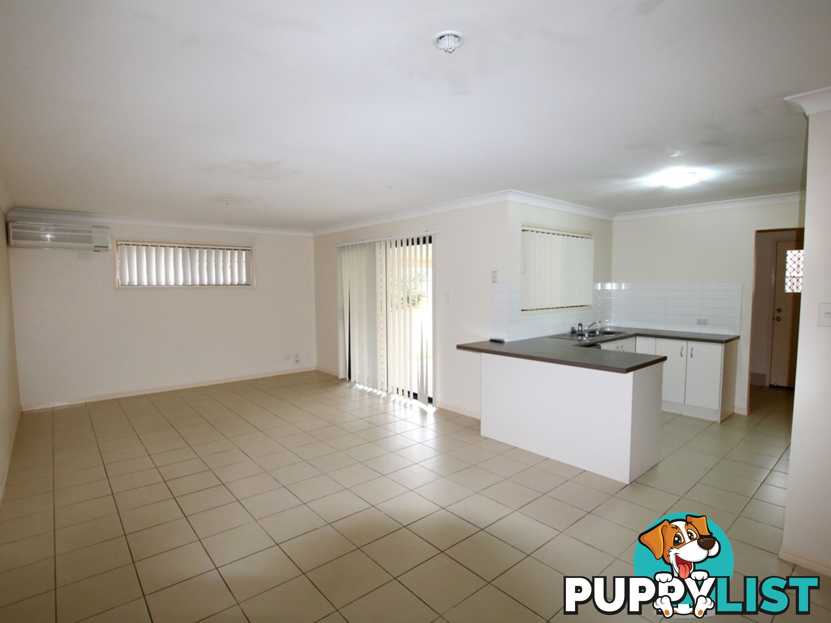 54 Lockyer Place CRESTMEAD QLD 4132