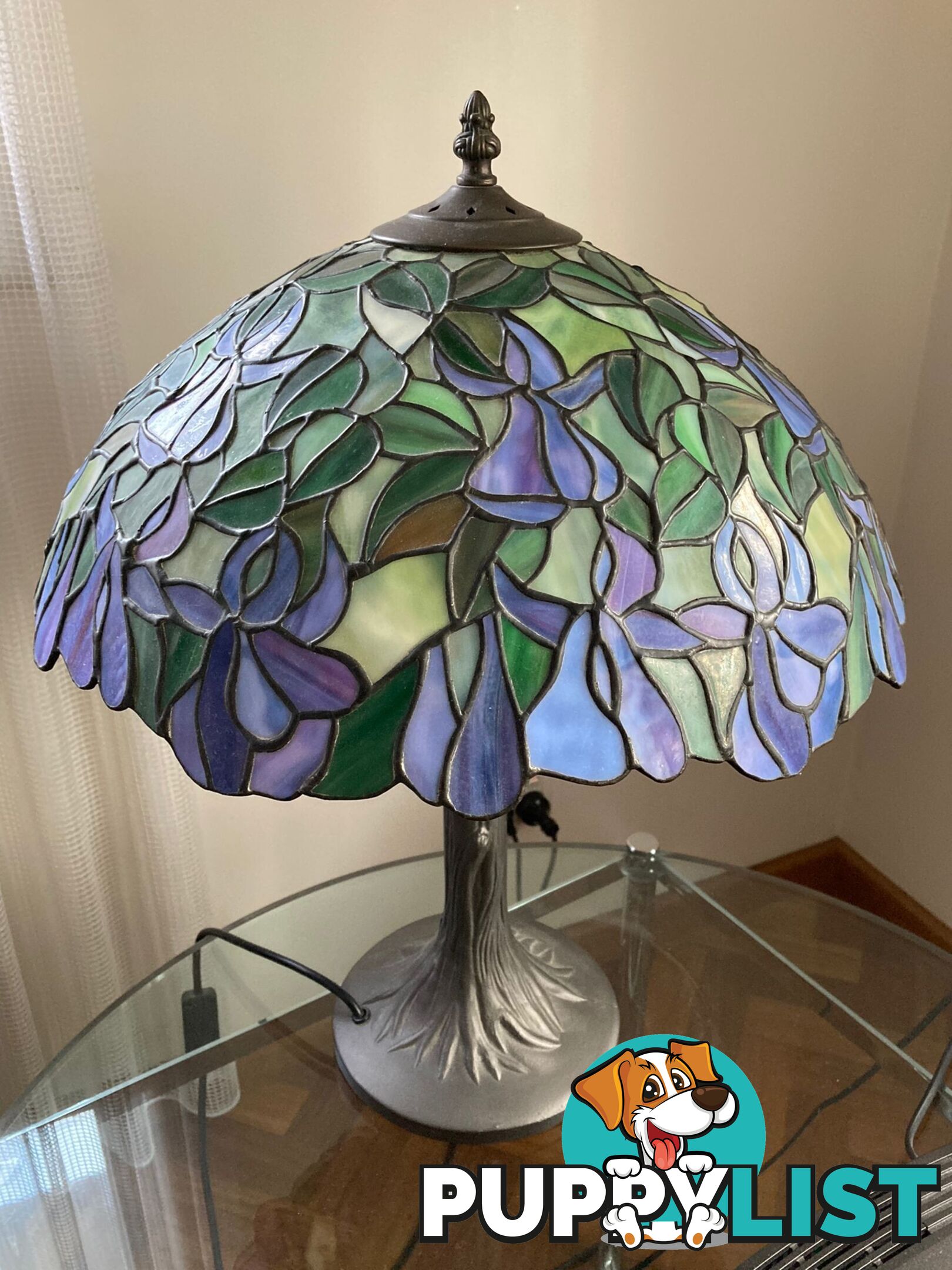 Tiffany Leadlight lamp