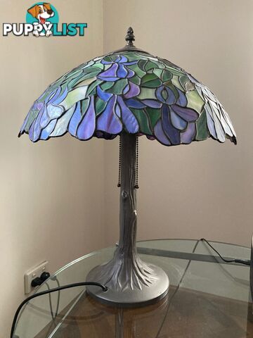 Tiffany Leadlight lamp