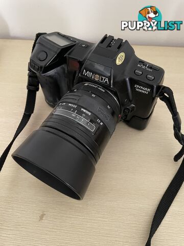 Minolta 7000i Dynax SLR Film Camera