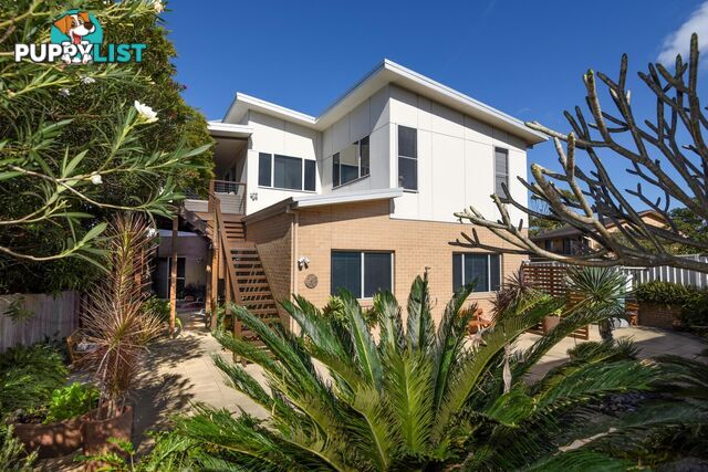 8 Blue Gum Avenue SANDY BEACH NSW 2456