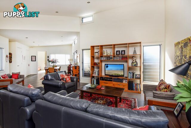 8 Blue Gum Avenue SANDY BEACH NSW 2456