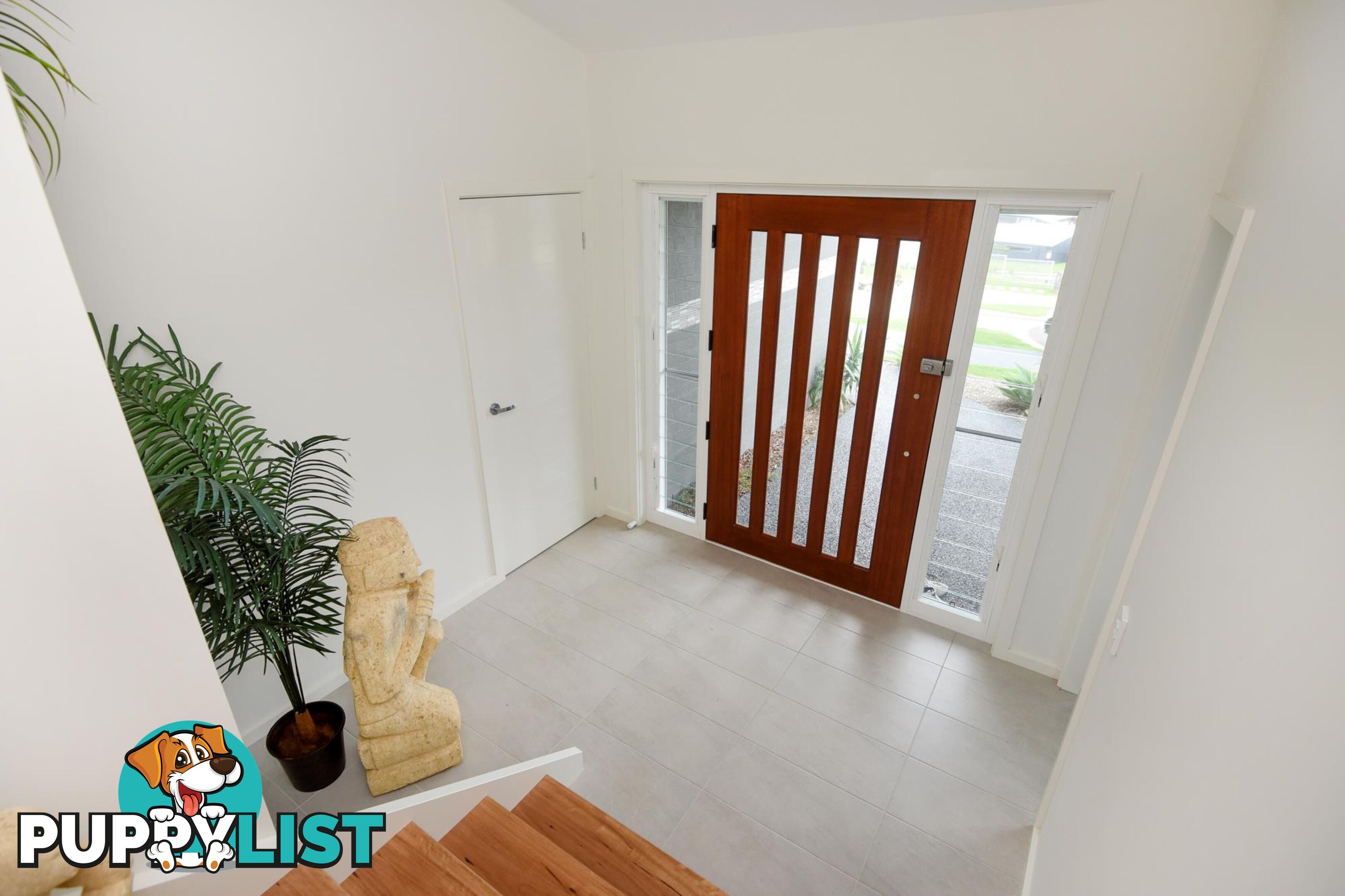 8 Neptune Close SAFETY BEACH NSW 2456