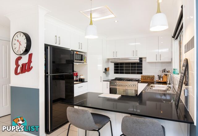 2 Marlin Close EMERALD BEACH NSW 2456