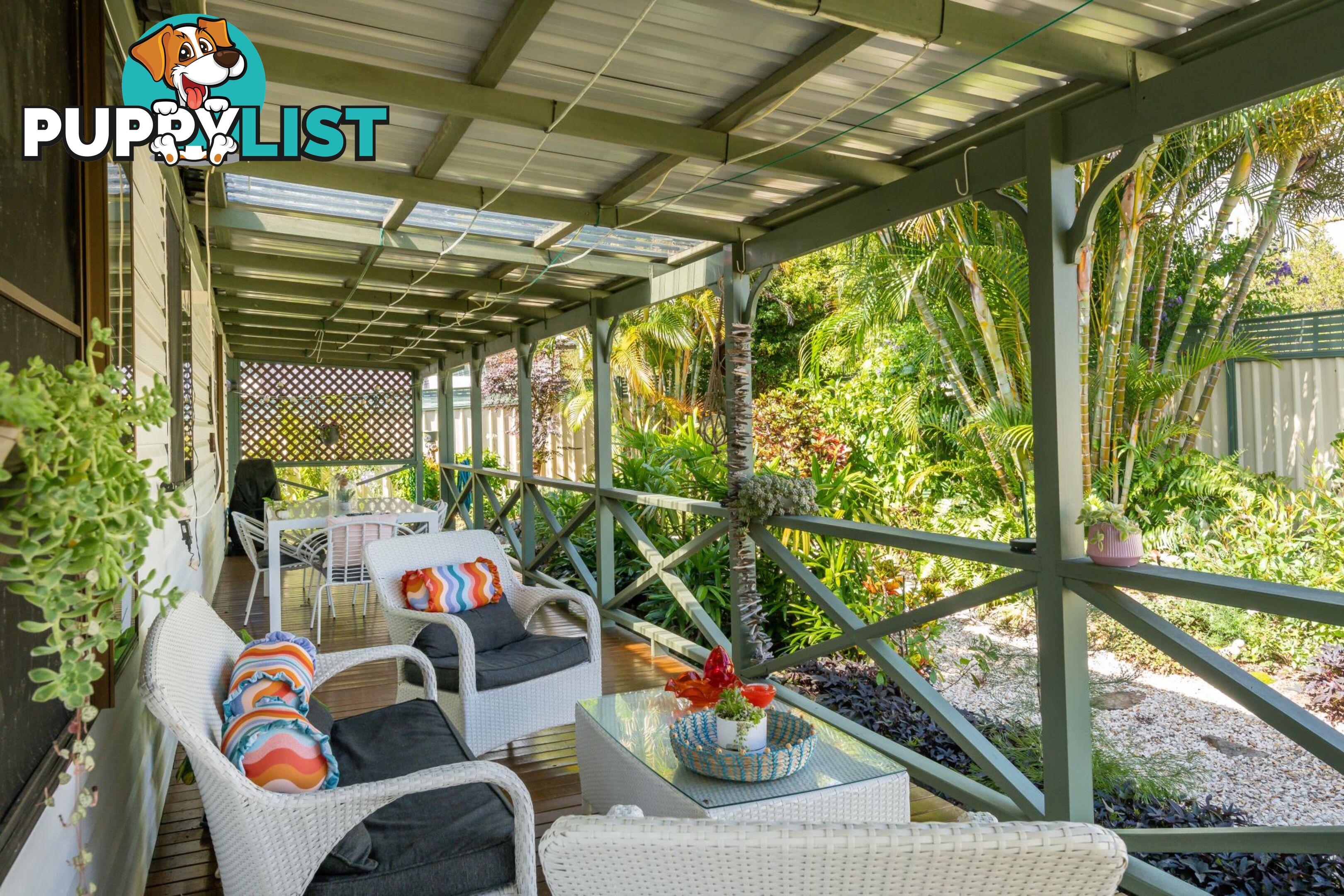 6/8 Hearnes Lake Road, The Pines WOOLGOOLGA NSW 2456