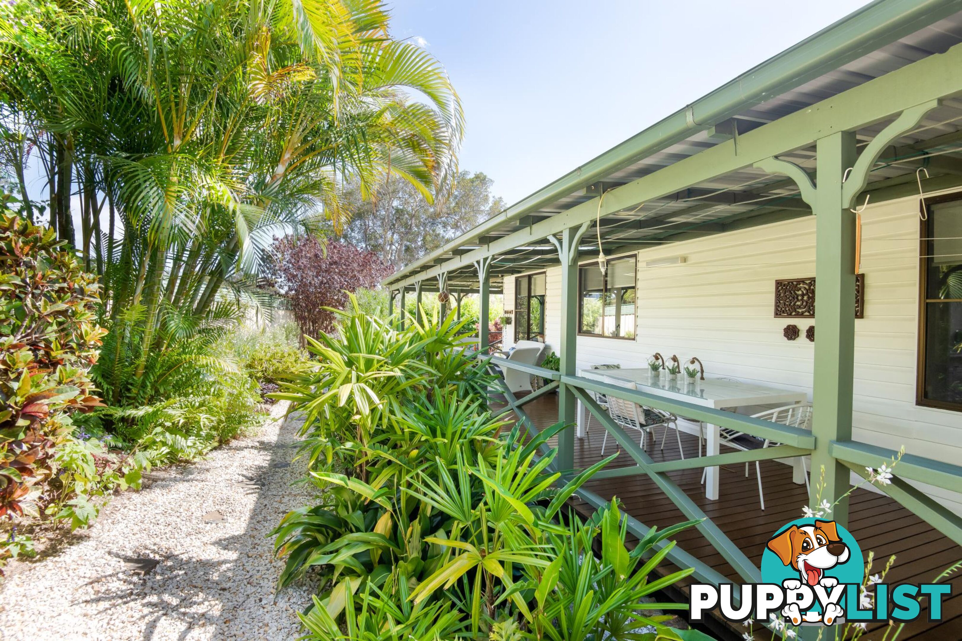 6/8 Hearnes Lake Road, The Pines WOOLGOOLGA NSW 2456