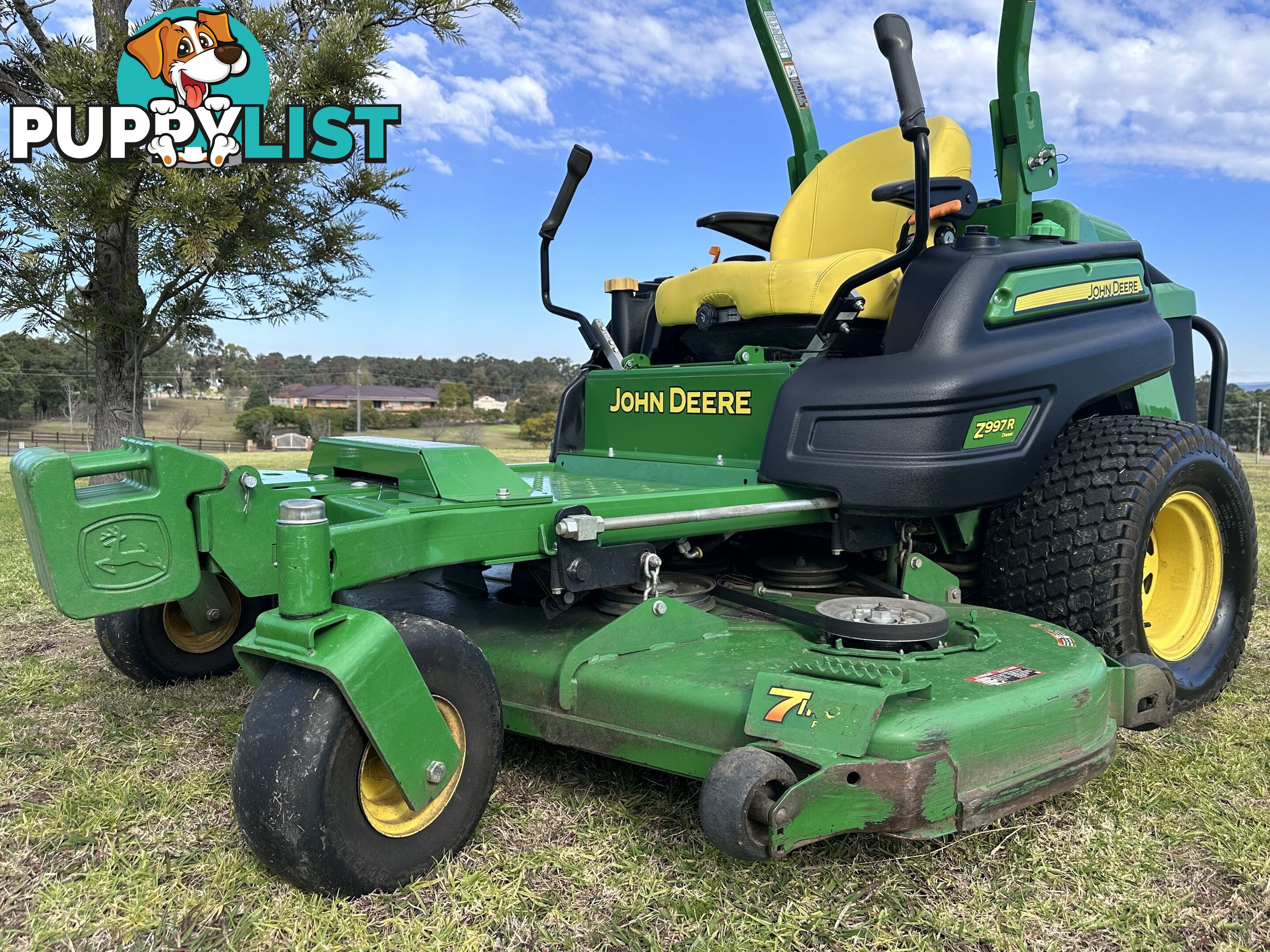 John Deere Z997R ZTrak Diesel Commercial Ride-on Lawnmower