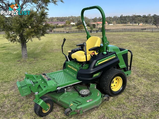 John Deere Z997R ZTrak Diesel Commercial Ride-on Lawnmower