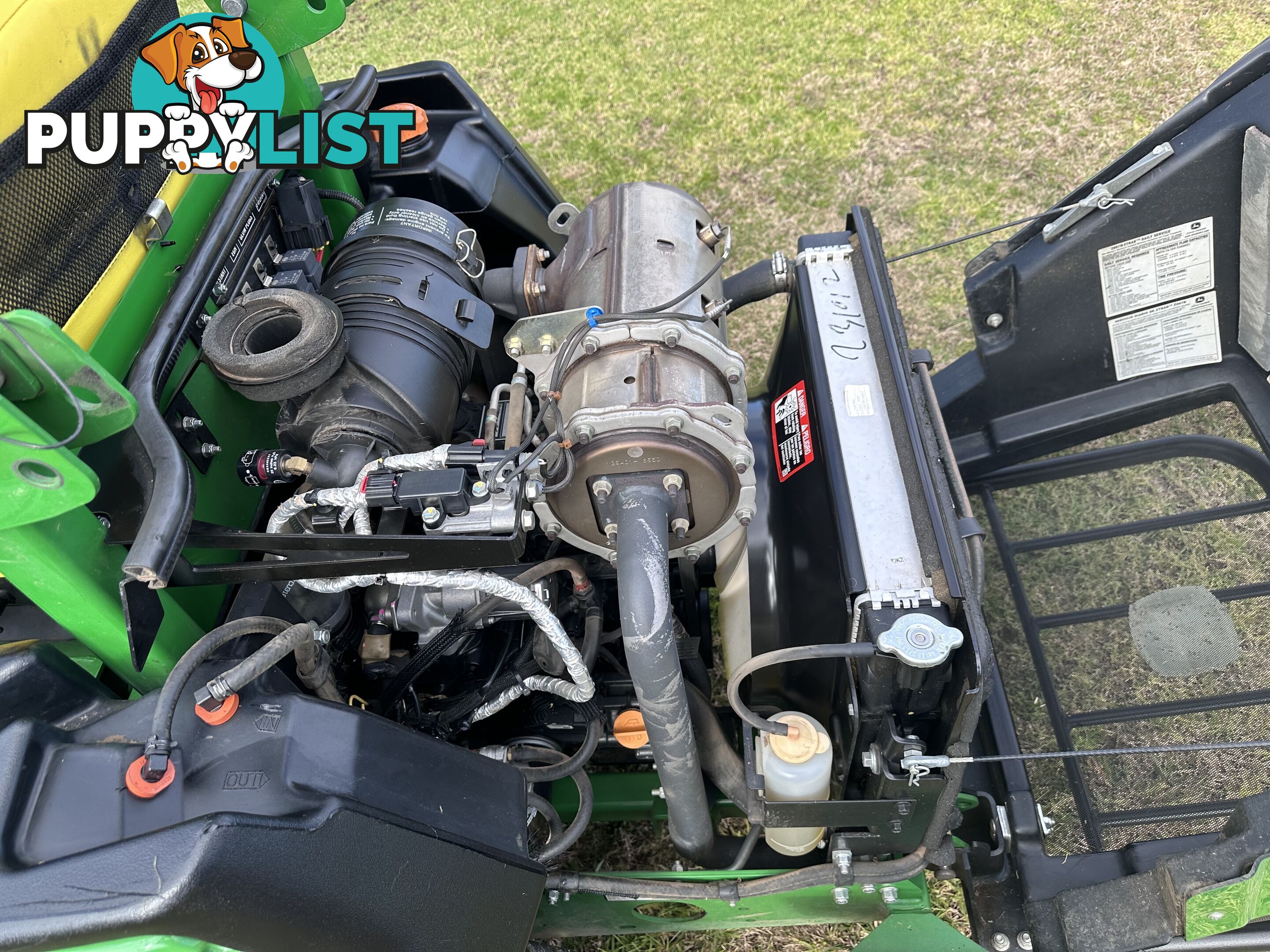 John Deere Z997R ZTrak Diesel Commercial Ride-on Lawnmower