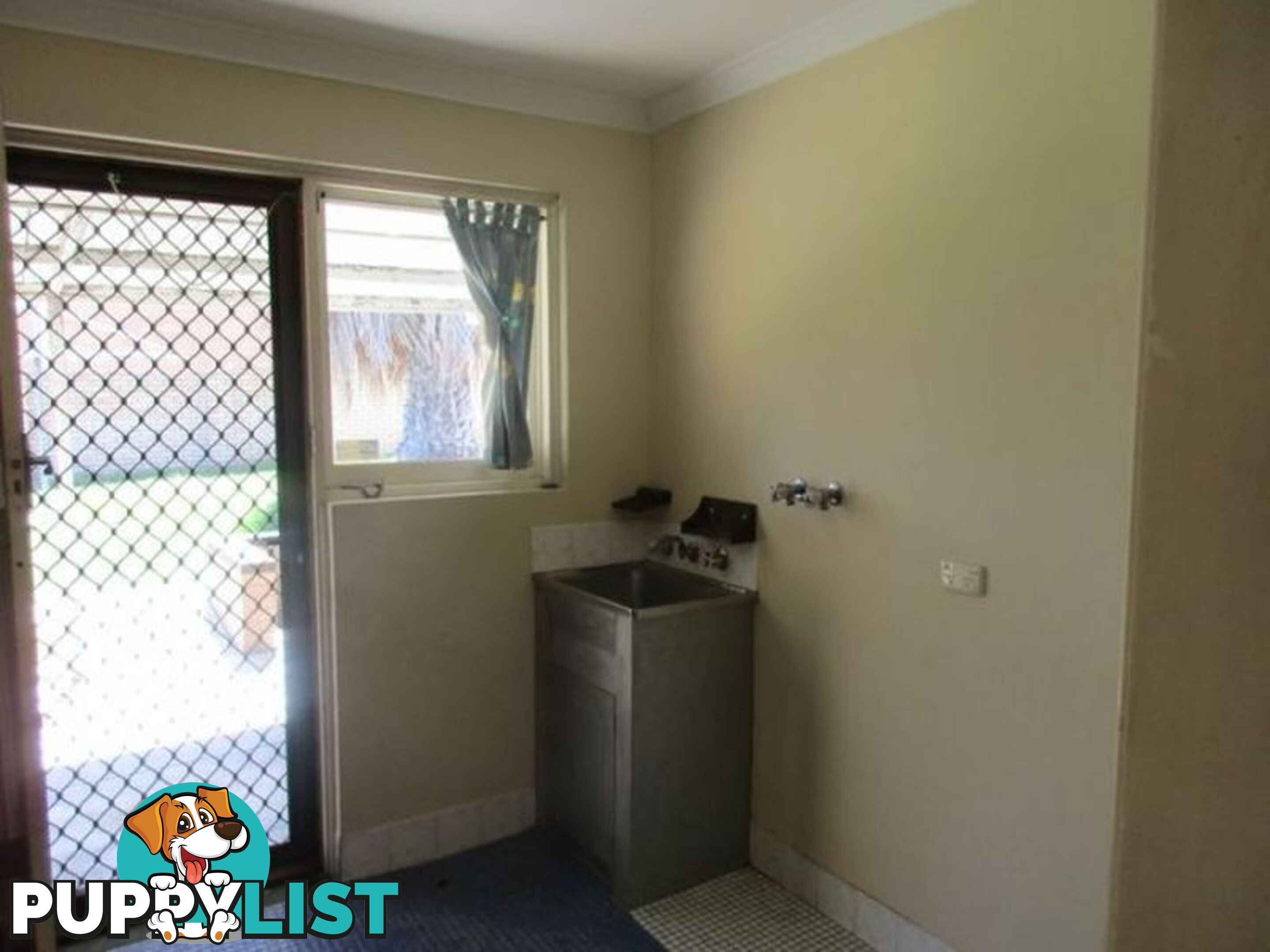 2 Pomfret Road SPEARWOOD WA 6163