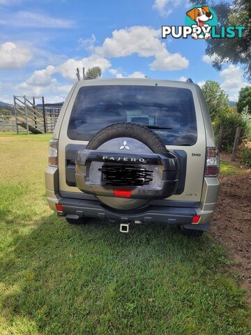 2011 Mitsubishi Pajero NW GLX Wagon Automatic