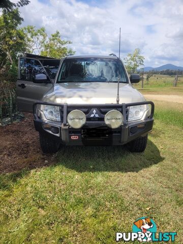 2011 Mitsubishi Pajero NW GLX Wagon Automatic