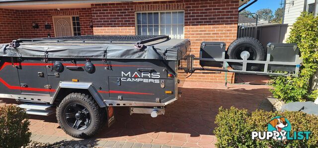 2022 Mars Space X Air edition - Excellent condition!