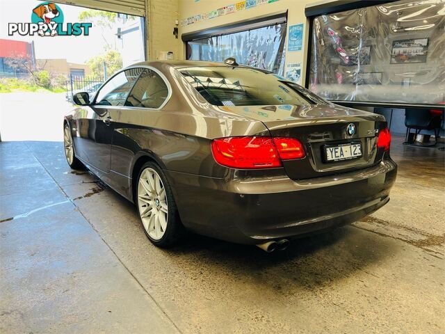 2010 BMW 3 Series 325i E92 MY10.5 Coupe