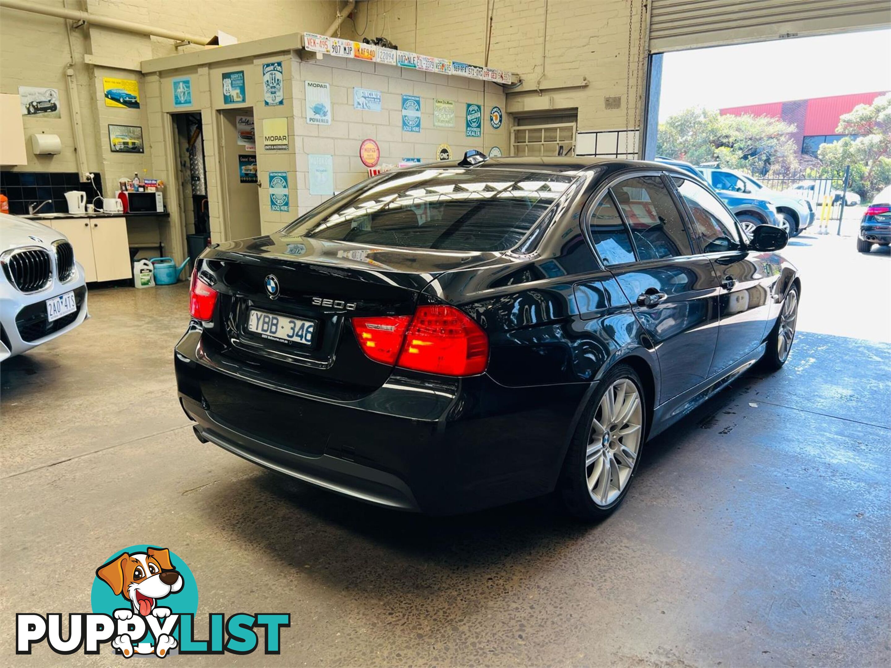 2010 BMW 3 Series 320d Lifestyle E90 MY10.5 Sedan