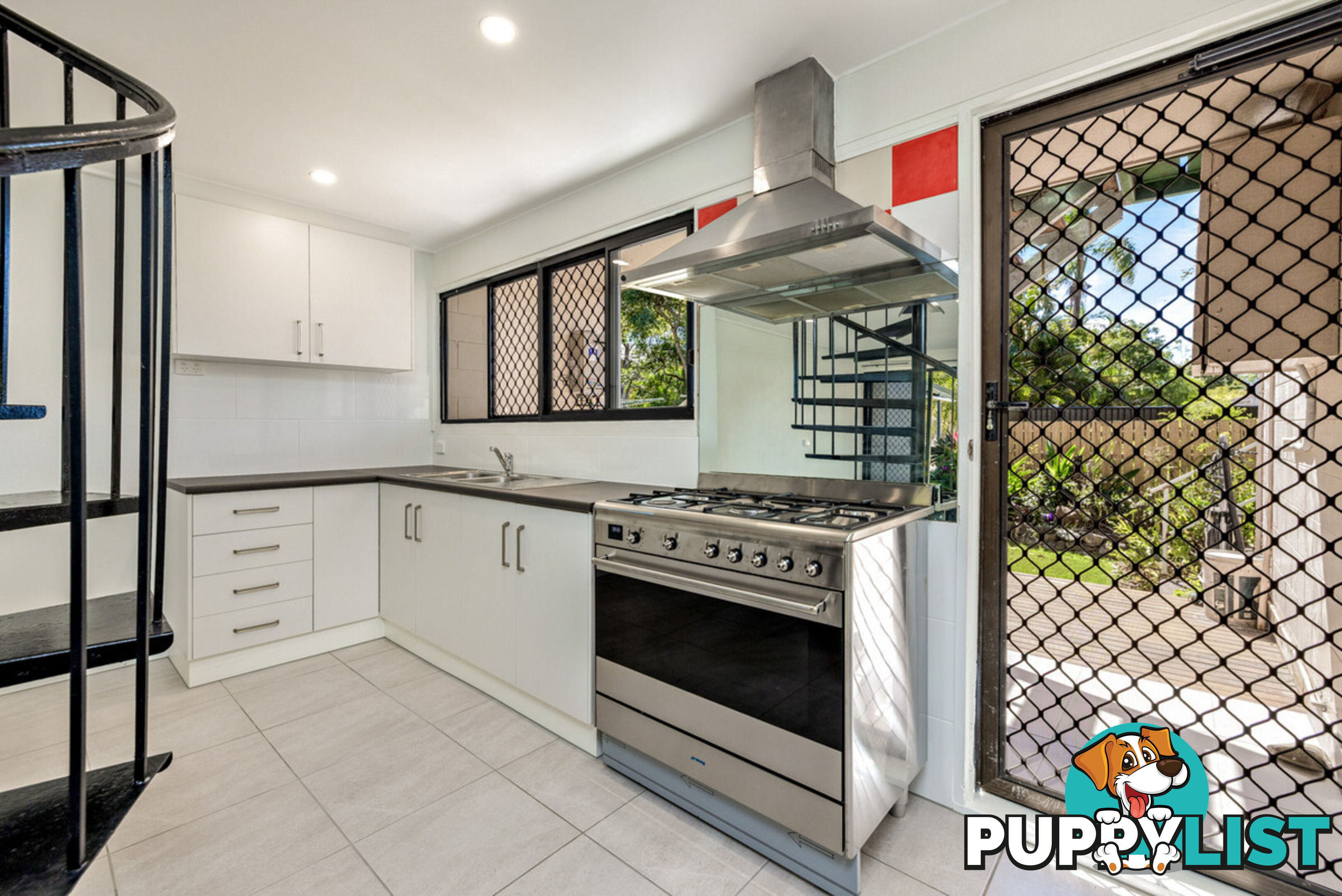 3 34 Mimosa Street Holloways Beach QLD 4878