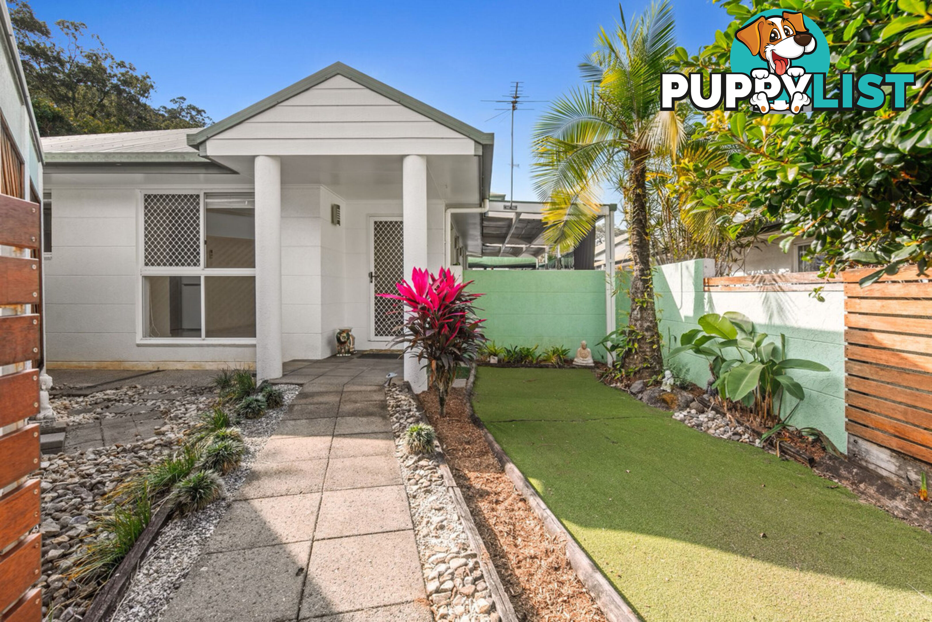 20 87 MacIlwraith Street Manoora QLD 4870