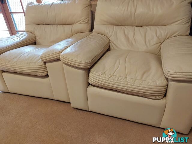 Genuine leather Sofa Set (5 seats)