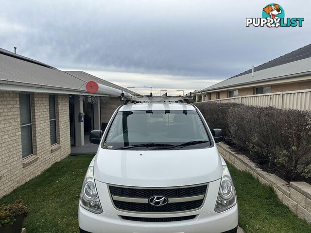 2012 Hyundai iLoad TQ-V 3SLIFTBACK Hatchback Manual