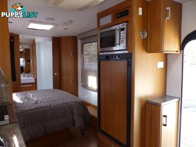 2011  JAYCO STERLING  21.65-3 CARAVAN